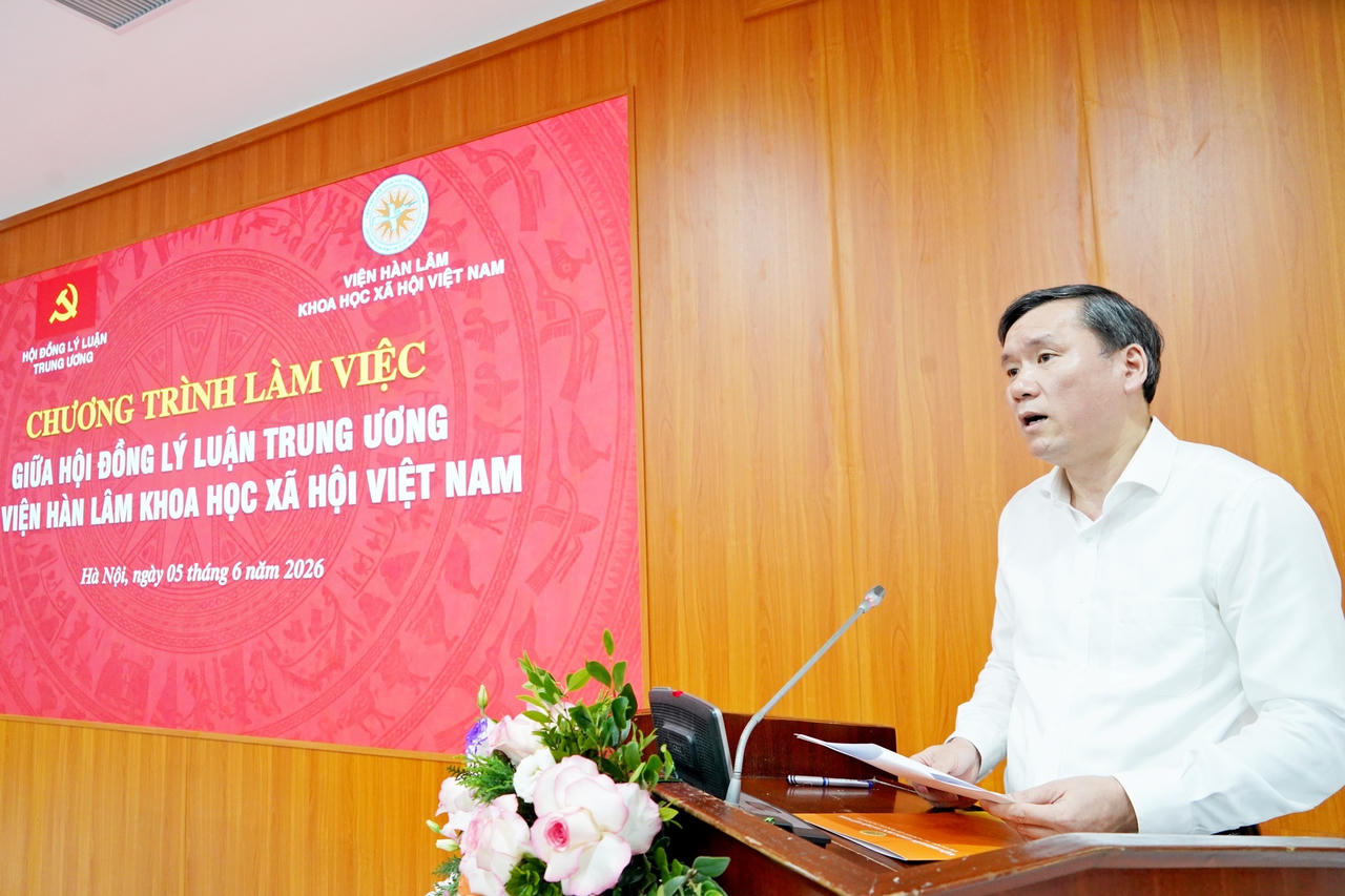 GS.TS Lê Văn Lợi phát biểu tại chương trình 