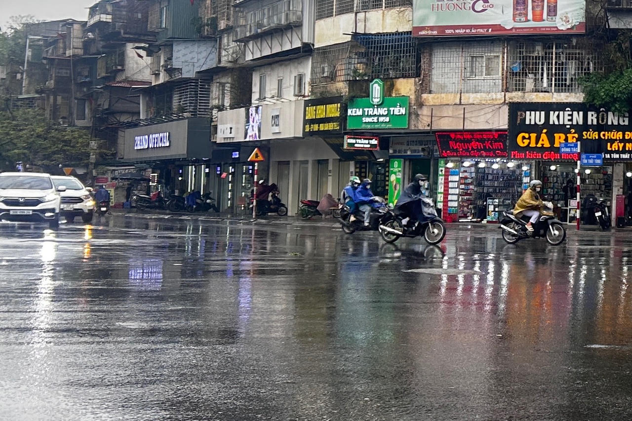 Cảnh báo hiện tượng thời tiết nguy hiểm những ngày tới