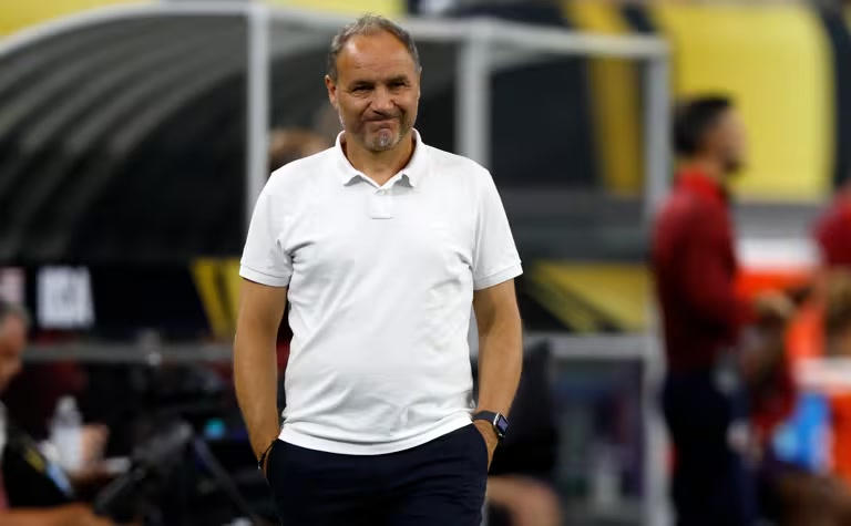 HLV Sebastien Migne của đội tuyển Haiti (Ảnh: FIFA)