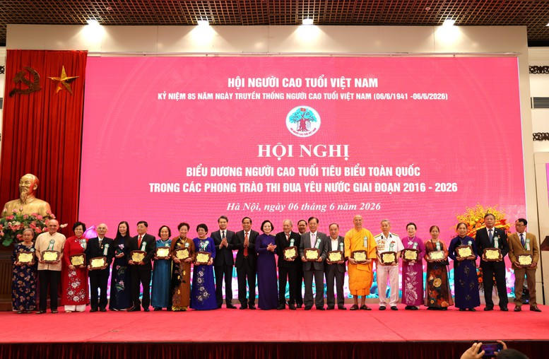 Phát triển hệ sinh thái ‘kinh tế bạc’, khơi dậy nguồn lực người cao tuổi- Ảnh 5.