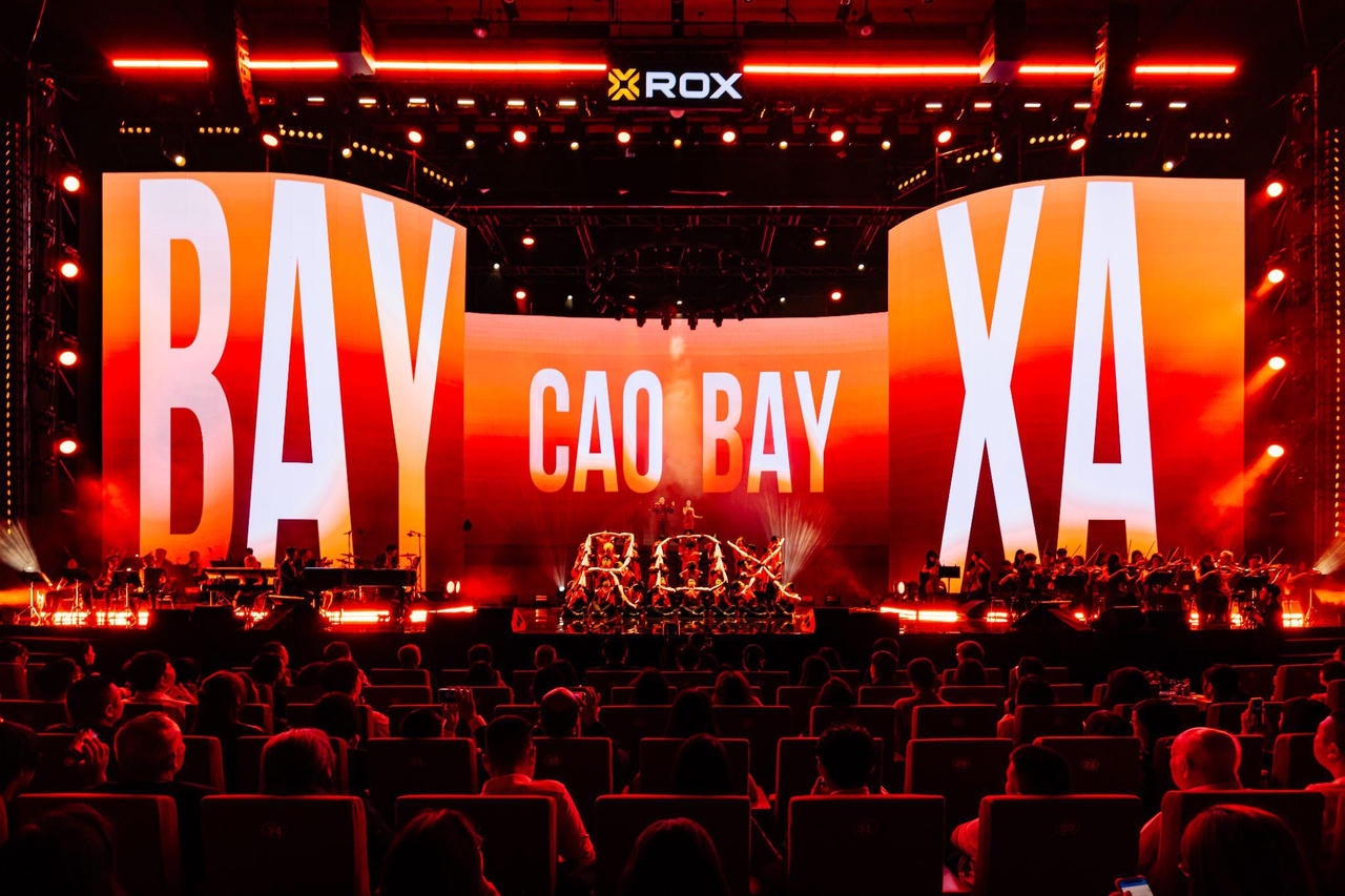 Những khoảnh khắc rực rỡ, thăng hoa cảm xúc trong ROX30 Concert