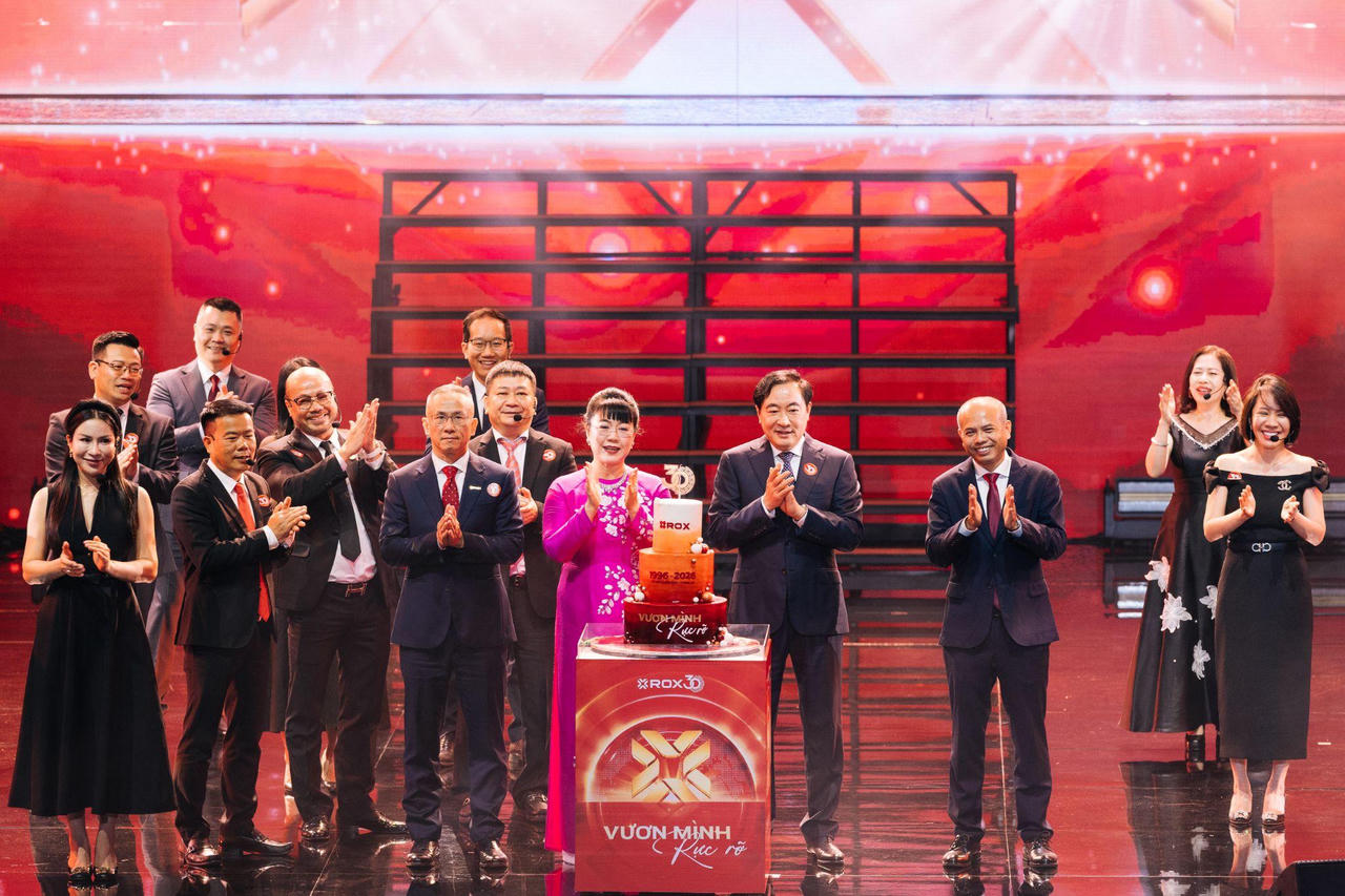 Những khoảnh khắc rực rỡ, thăng hoa cảm xúc trong ROX30 Concert