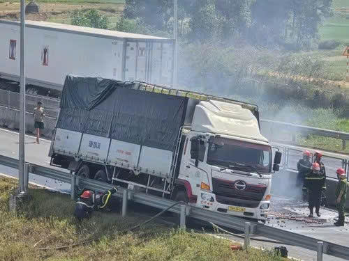 Rất may đám cháy không gây thiệt hại về người&nbsp;