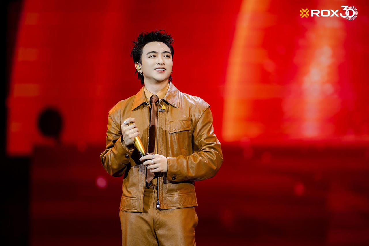 Những khoảnh khắc rực rỡ, thăng hoa cảm xúc trong ROX30 Concert