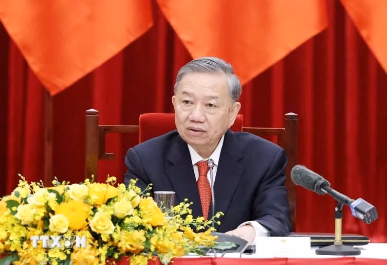 Ban Chỉ đạo Trung ương về hoàn thiện thể chế và thực thi pháp luật do đồng chí Tô Lâm, Tổng Bí thư Ban Chấp hành Trung ương Đảng, Chủ tịch nước Cộng hoà xã hội chủ nghĩa Việt Nam làm Trưởng Ban Chỉ đạo.
