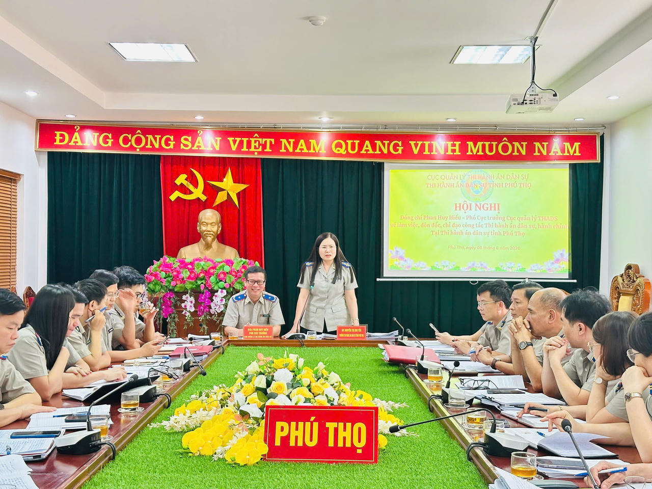 Đồng chí Nguyễn Thị Kim Yến, Trưởng THADS tỉnh Phú Thọ phát biểu