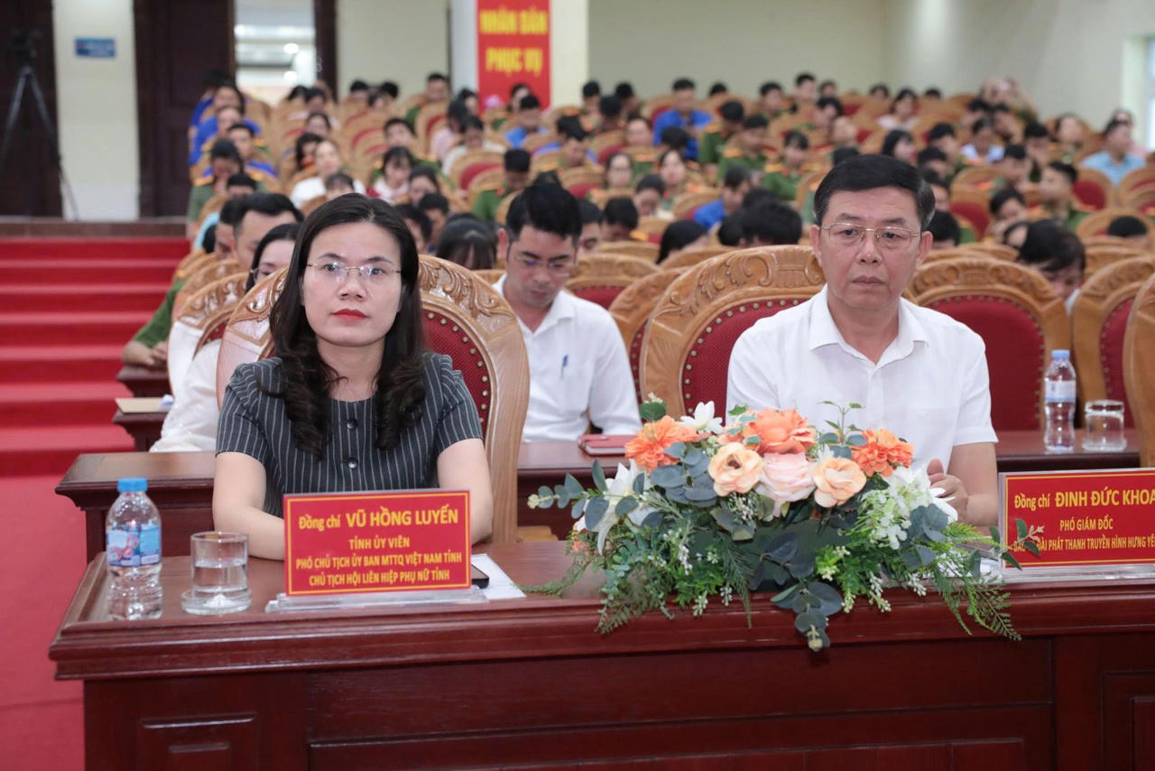 Hưng Yên phát động Chiến dịch mùa hè số, đưa VNeID đến gần hơn với người dân