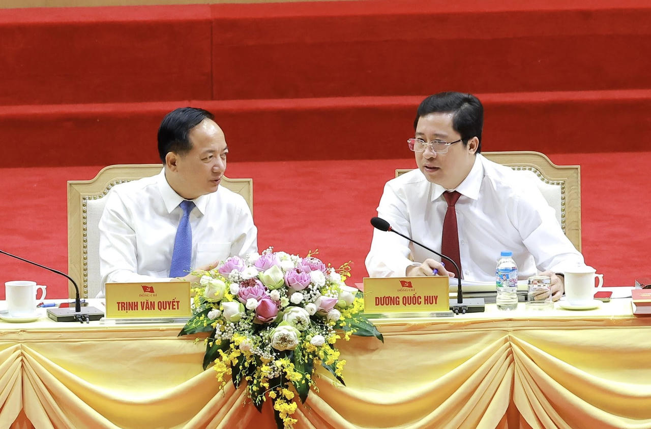 Hội thảo cấp quốc gia bàn giải pháp xây dựng mô hình xã, phường xã hội chủ nghĩa