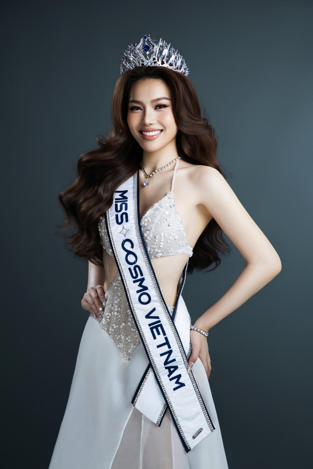 Đỗ Cẩm Ly được lựa chọn trở thành đại diện tiếp theo của Việt Nam tại Miss Cosmo 2026. Ảnh: UNI