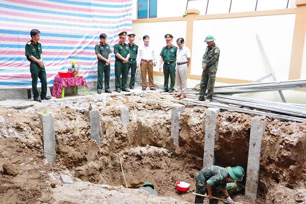 Tìm thấy 4 hài cốt liệt sĩ và nhiều di vật quân nhân tại phường Quảng Trị
