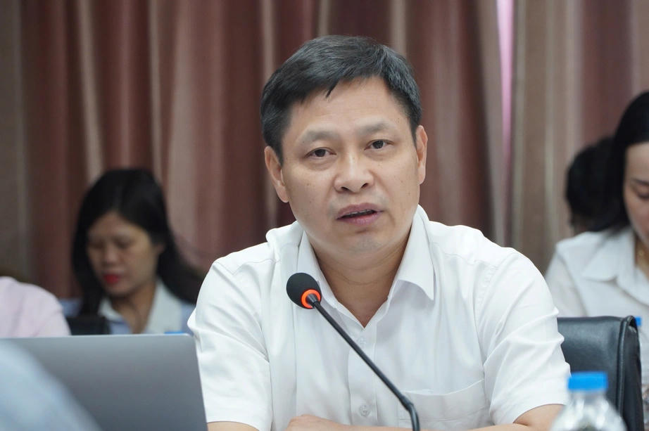 Ông Đỗ Văn Năm, Thành viên Hội đồng thành viên Tổng công ty Điện lực miền Bắc thông tin tại tọa đàm
