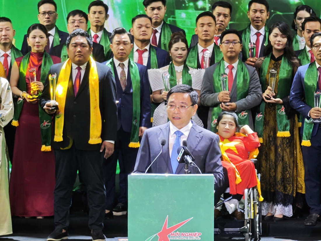 Phó Thủ tướng Chính phủ Nguyễn Văn Thắng phát biểu tại buổi lễ.