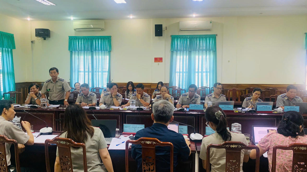 Lãnh đạo Thi hành án dân sự đã tìm mọi giải pháp để tháo gỡ khó khăn, thay đổi cách nghĩ, đổi mới cách làm để giải quyết những thực trạng, bằng những giải pháp đột phá, bước đầu mang lại hiệu quả.