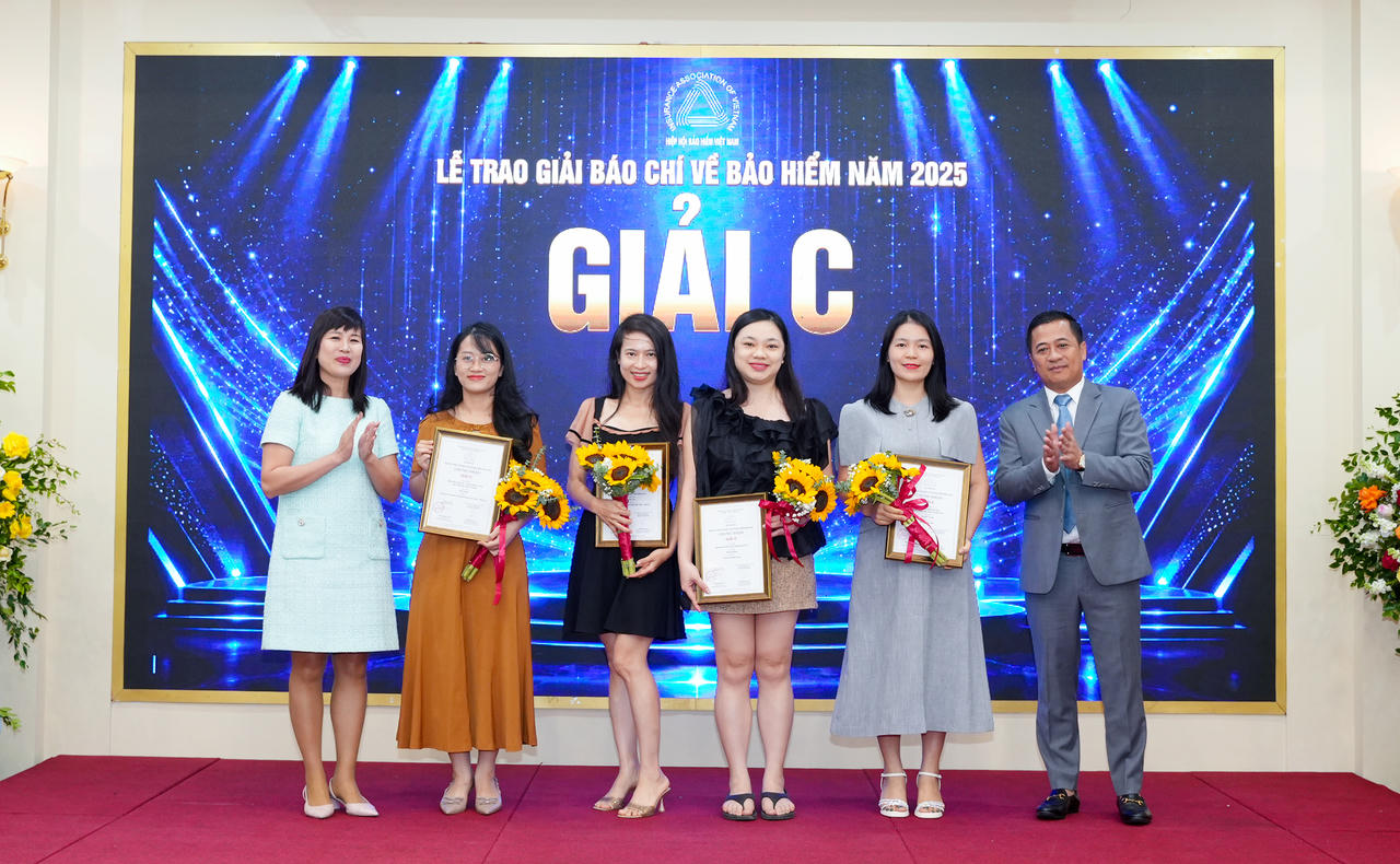 Các tác giả, nhóm tác giả có tác phẩm báo chí đạt giải C.