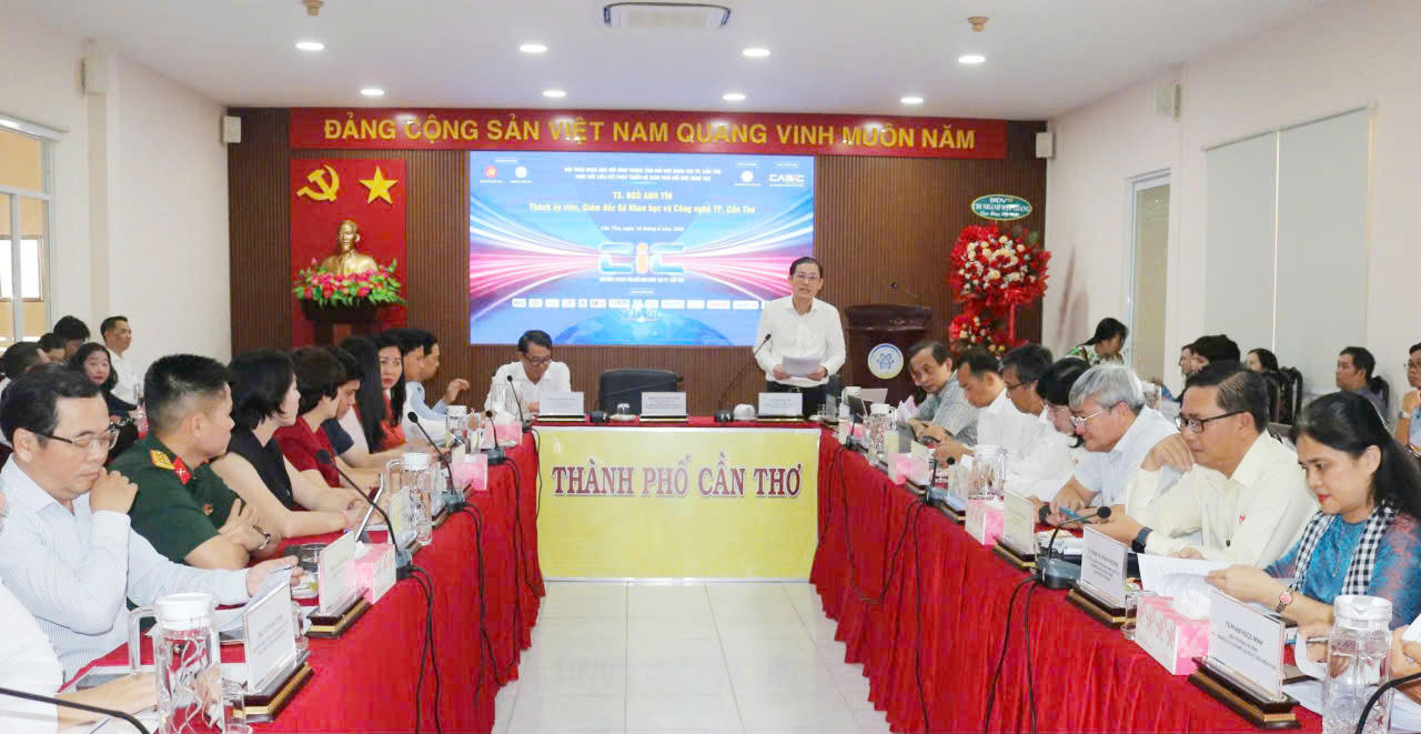 Quang cảnh hội thảo.