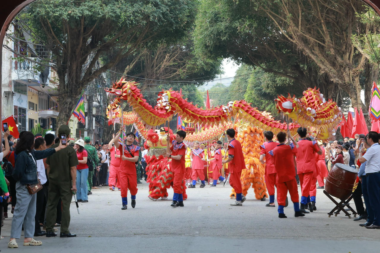 Các hoạt động văn hóa cộng đồng góp phần xây dựng môi trường sống đoàn kết, văn minh và giàu bản sắc.