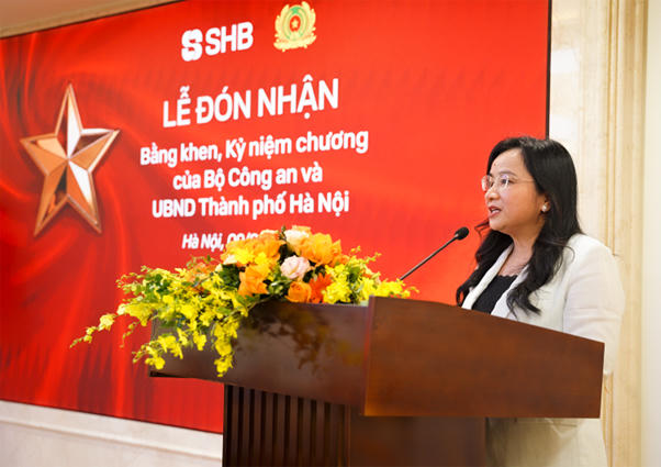 Tổng Giám đốc Ngô Thu Hà chia sẻ tại buổi lễ