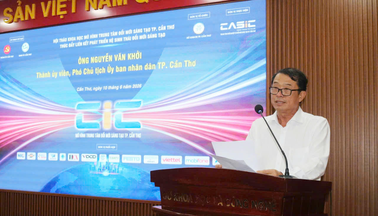 Ông Nguyễn Văn Khởi, Phó Chủ tịch UBND TP Cần Thơ phát biểu tại hội thảo.&nbsp;