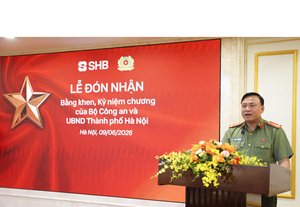 Đại tá Nguyễn Tiến Đạt, Phó Giám đốc Công an TP Hà Nội phát biểu tại buổi lễ