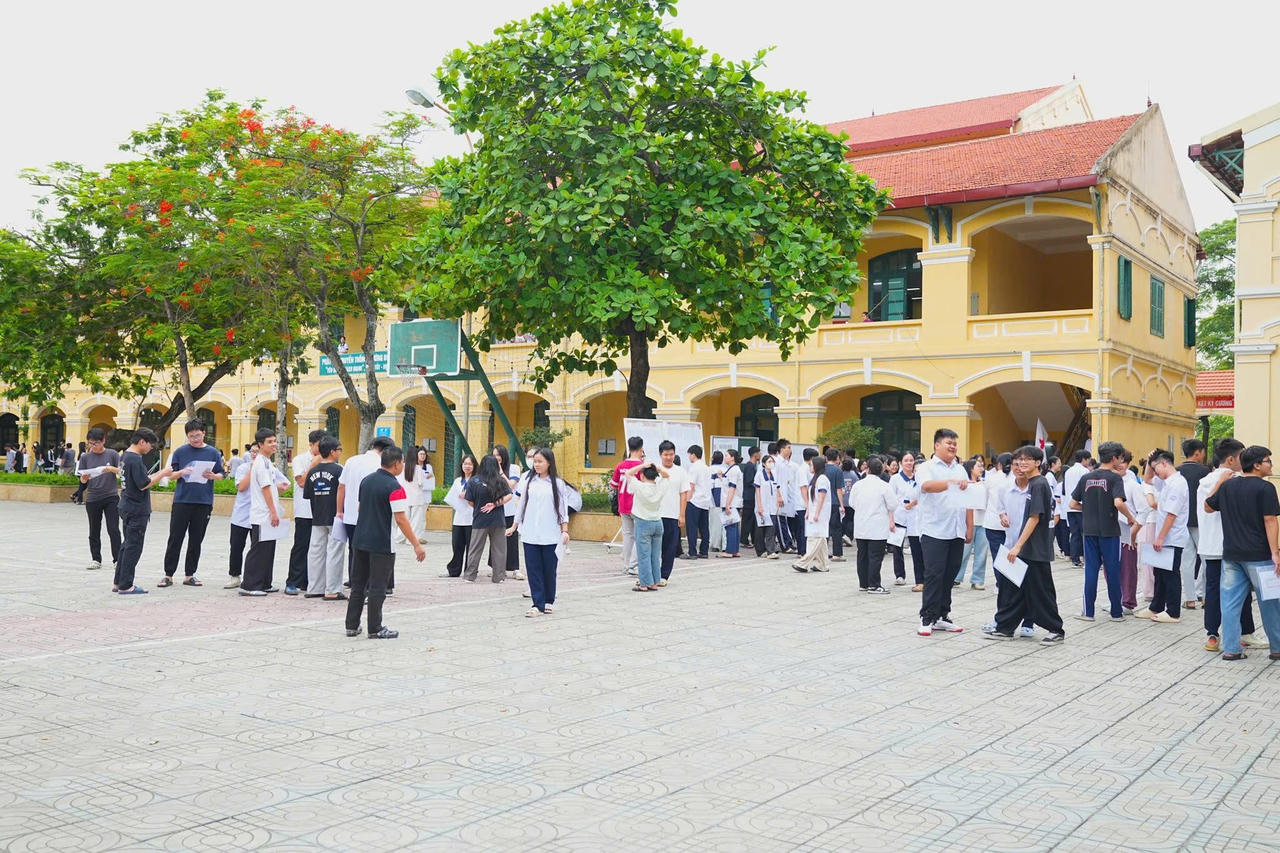 Công tác tổ chức kỳ thi tốt nghiệp THPT năm 2026 tại Hải Phòng diễn ra nghiêm túc, an toàn, đúng quy chế.