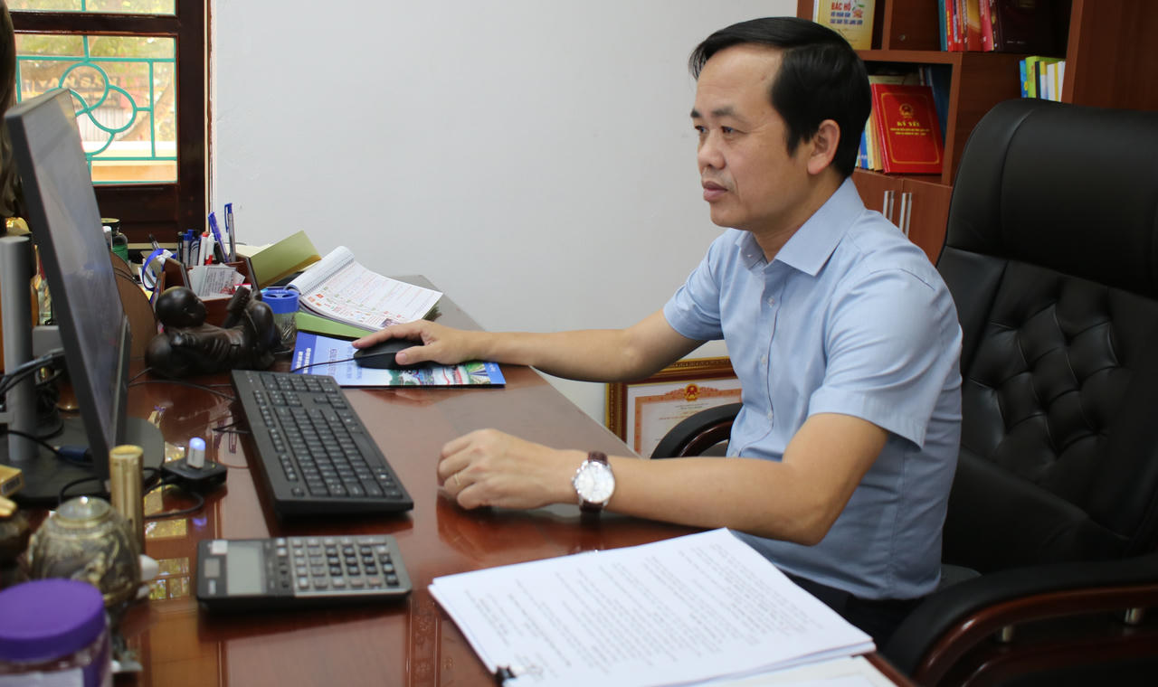 Giám đốc Sở Công Thương tỉnh Lạng Sơn Bùi Quốc Khánh: "Khi 22 dự án điện gió hoàn thành trong giai đoạn 2026-2030, hàng năm sẽ hòa lưới điện quốc gia khoảng 4,3 tỷ kWh năng lượng sạch". (Ảnh: Minh Hữu)