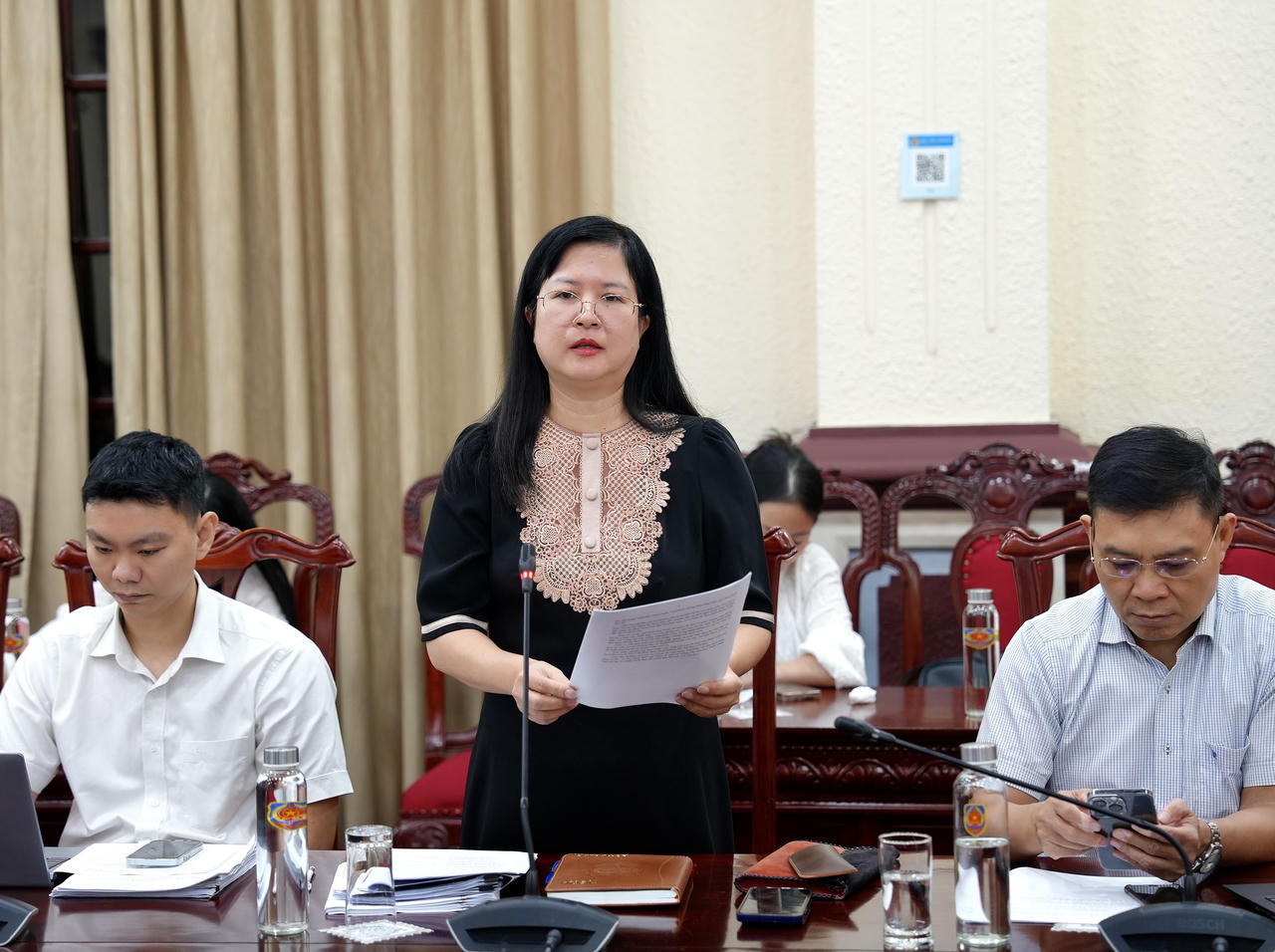 Ph&oacute; Vụ trưởng Vụ C&ocirc;ng t&aacute;c Jun 8833 Truy cập trang chủ VBQPPL Đỗ Thị Thanh Hương ph&aacute;t biểu tại buổi l&agrave;m việc.