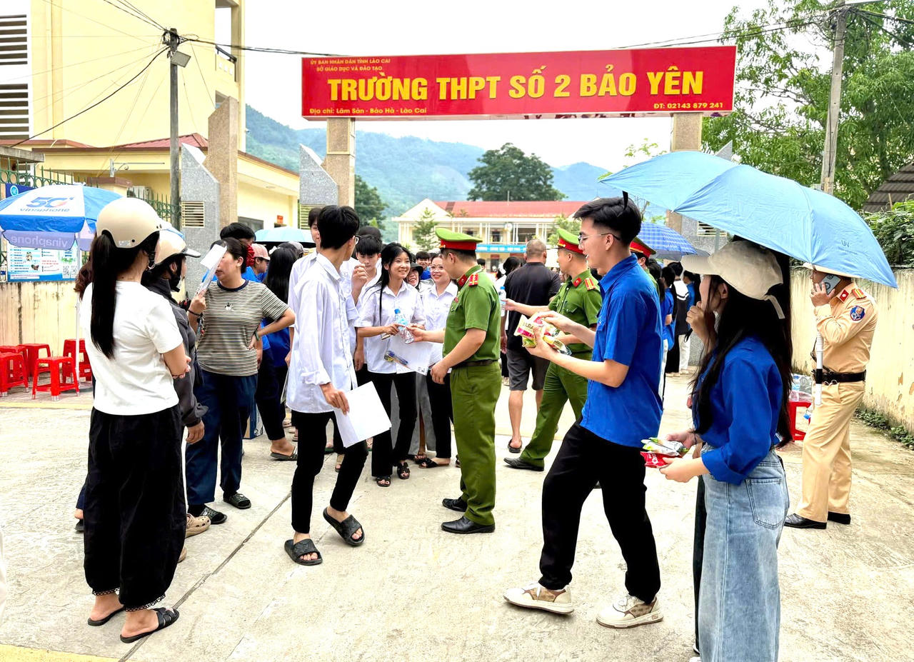 Hơn 19.000 thí sinh Lào Cai hoàn thành môn thi đầu tiên của kỳ thi tốt nghiệp THPT
