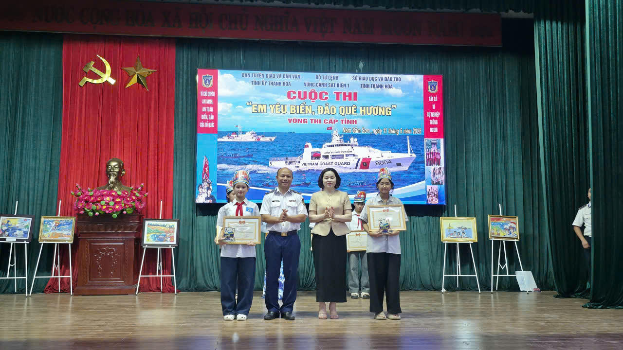 Sôi nổi vòng chung kết Cuộc thi 'Em yêu biển, đảo quê hương' cấp tỉnh tại Thanh Hóa