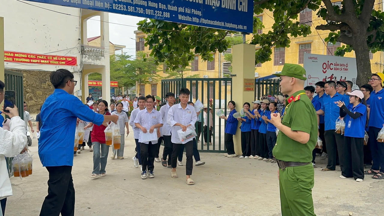 Hơn 56.400 thí sinh Hải Phòng hoàn thành môn thi đầu tiên Kỳ thi tốt nghiệp THPT năm 2026