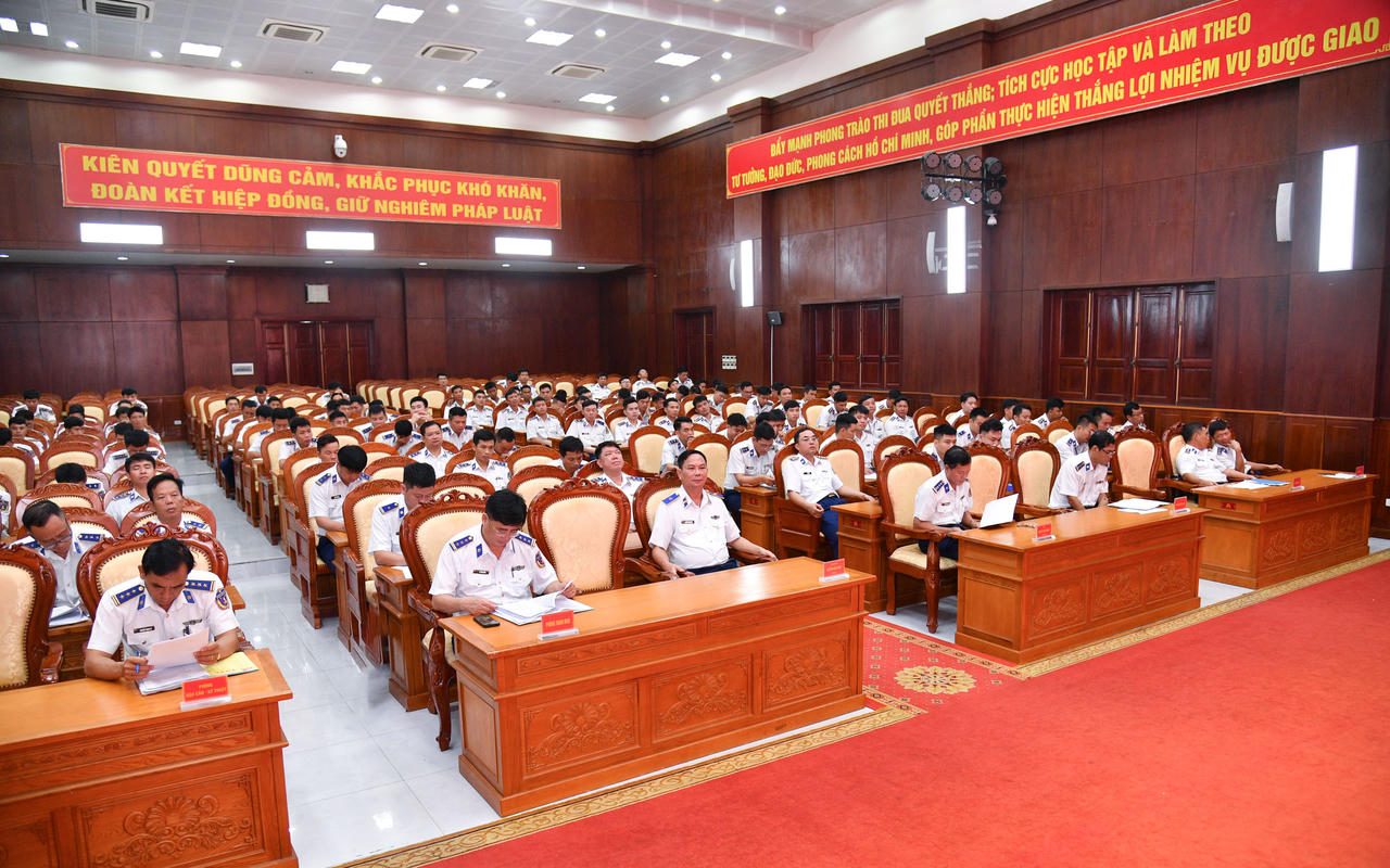 Các đại biểu dự Bế mạc Hội thi