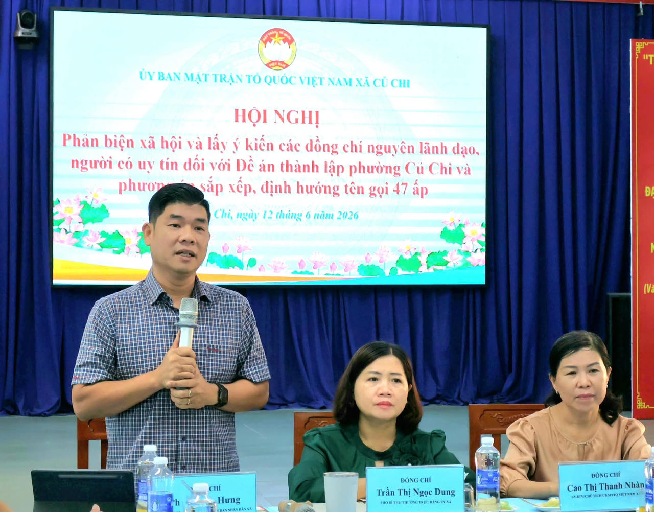 Lấy ý kiến người dân tại xã Củ Chi.