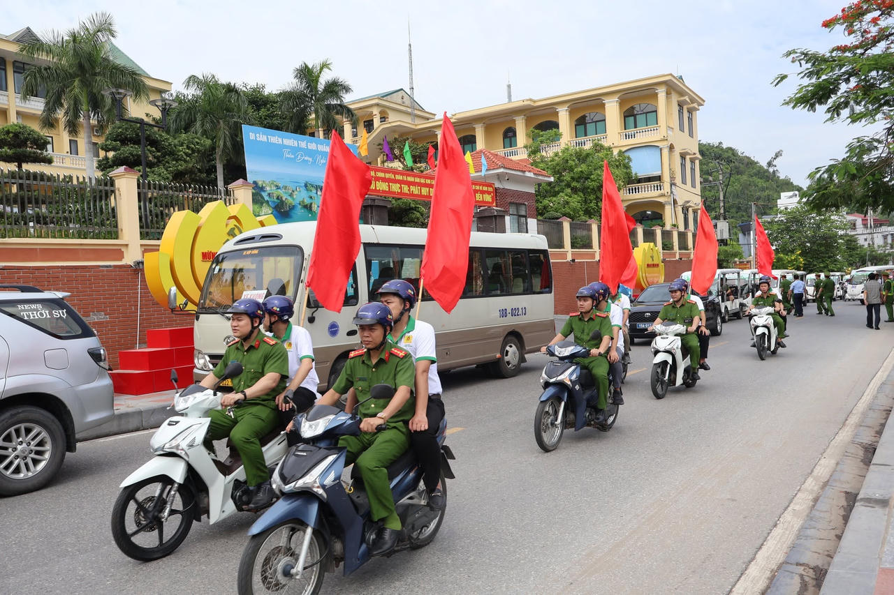 Chung tay bảo vệ nguồn lợi thủy sản, gìn giữ hệ sinh thái biển đảo