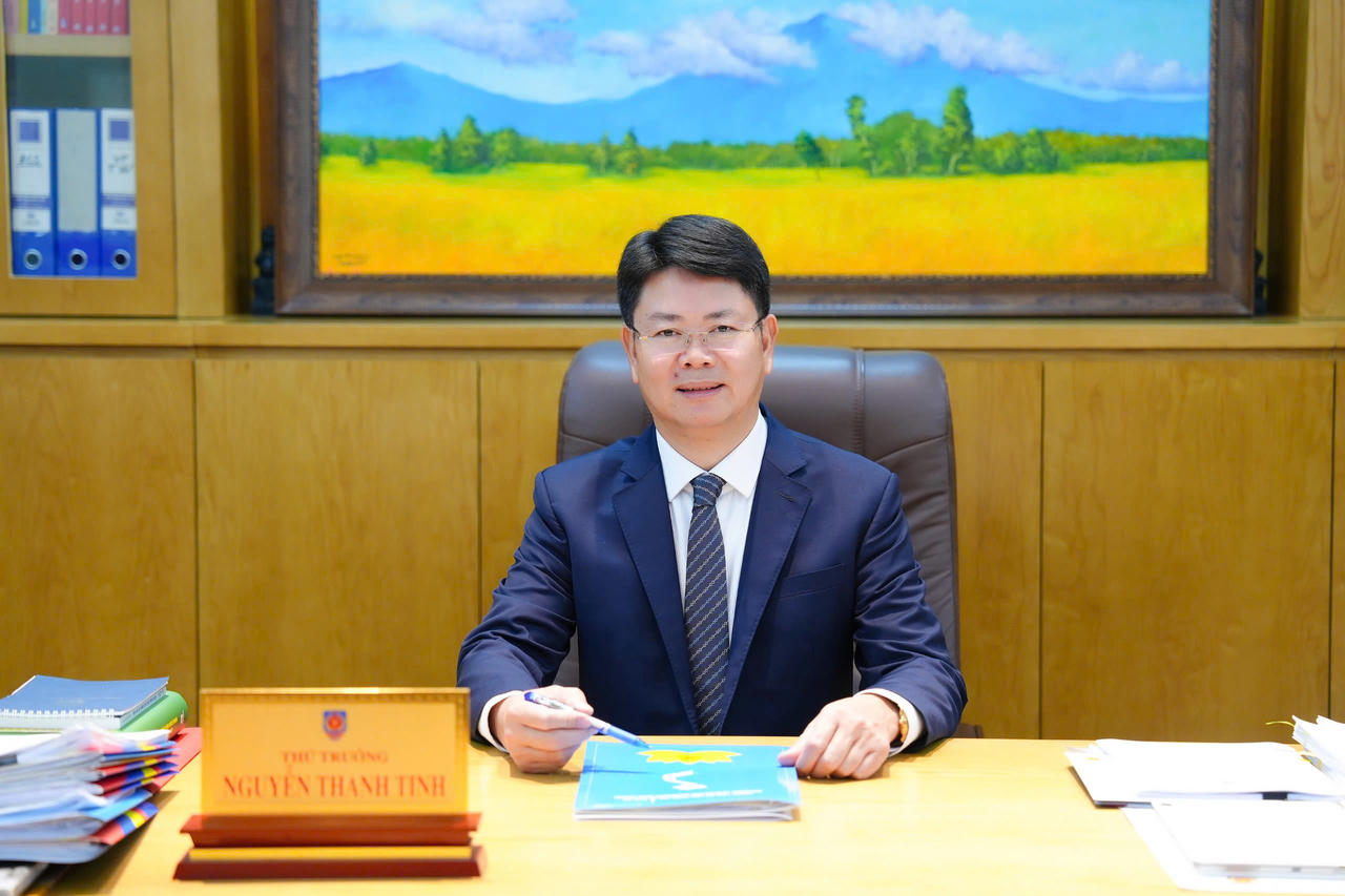 Làm sâu sắc hơn quan hệ hữu nghị vĩ đại Việt Nam - Lào thông qua hợp tác pháp luật và tư pháp