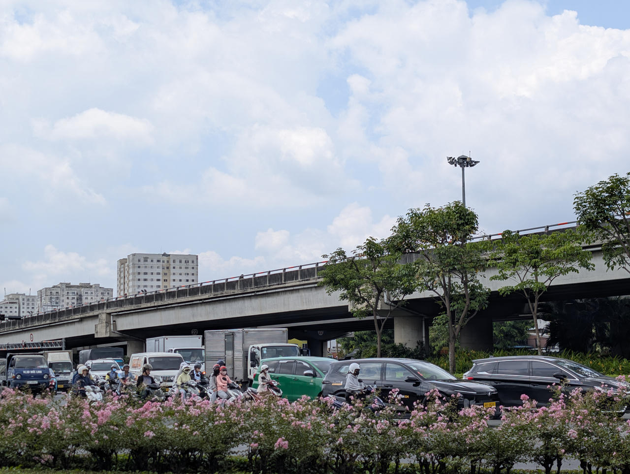 Khu vực Cầu Bình Triệu (TP Hồ Chí Minh).