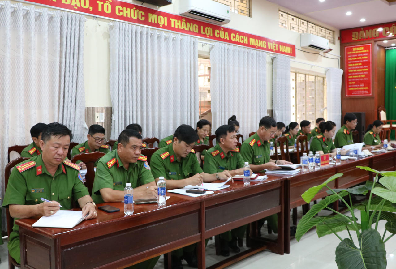 Kiểm tra công tác quản lý hành chính tại An Giang sau 1 năm triển khai chính quyền hai cấp
