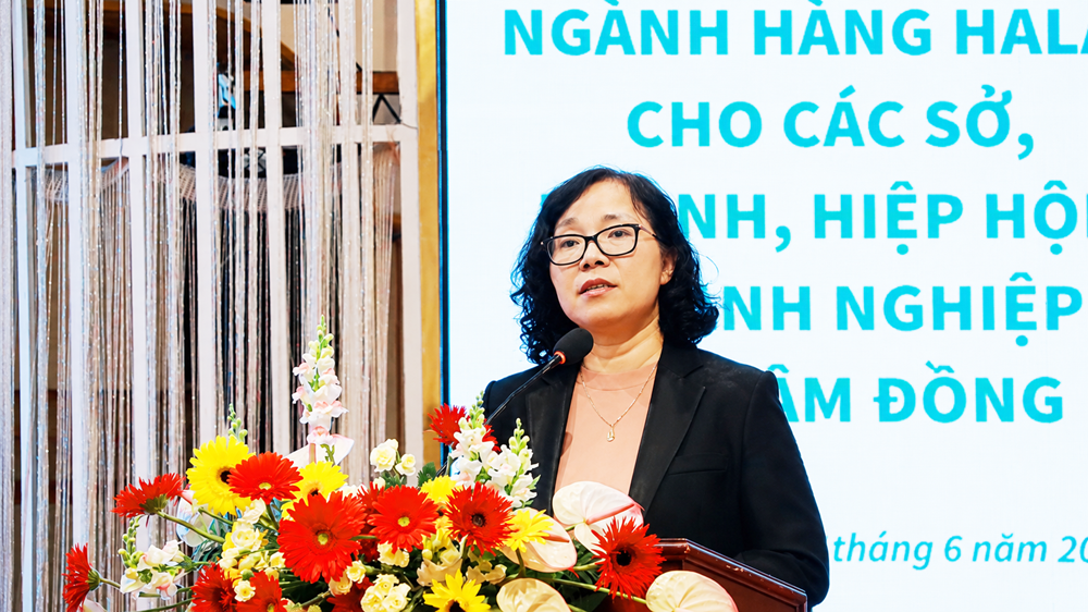 Vụ trưởng Vụ Trung Đông - Châu Phi, Bộ Ngoại giao Nguyễn Phương Trà phát biểu tại hội thảo.