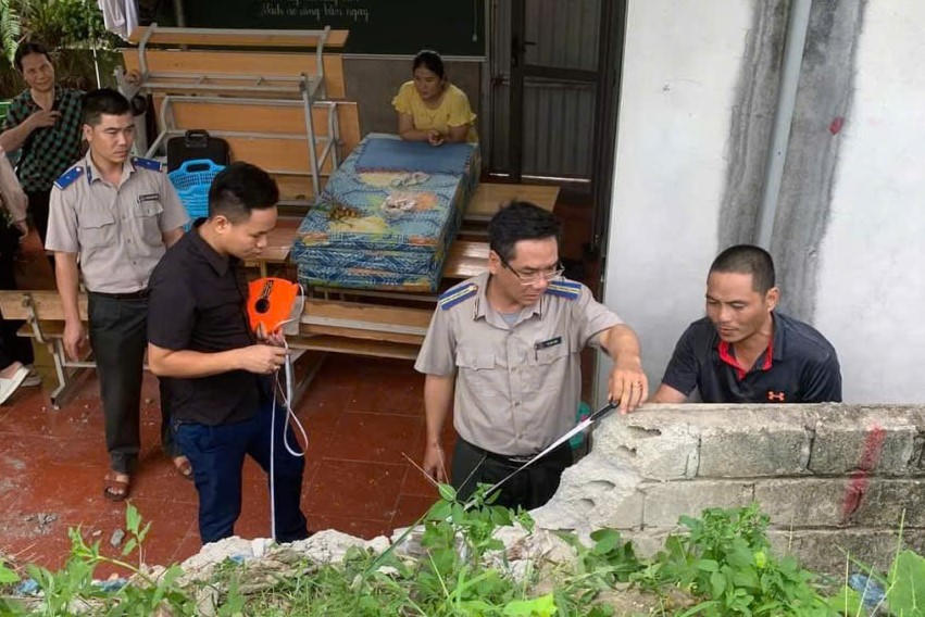 Kiên trì thuyết phục THADS ở Lào Cai (Bài 1): Người đàn ông ‘‘buông’’ can xăng, tự nguyện thi hành án trước giờ cưỡng chế