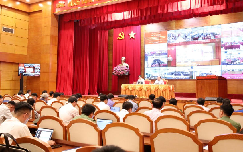 Quang cảnh hội nghị.