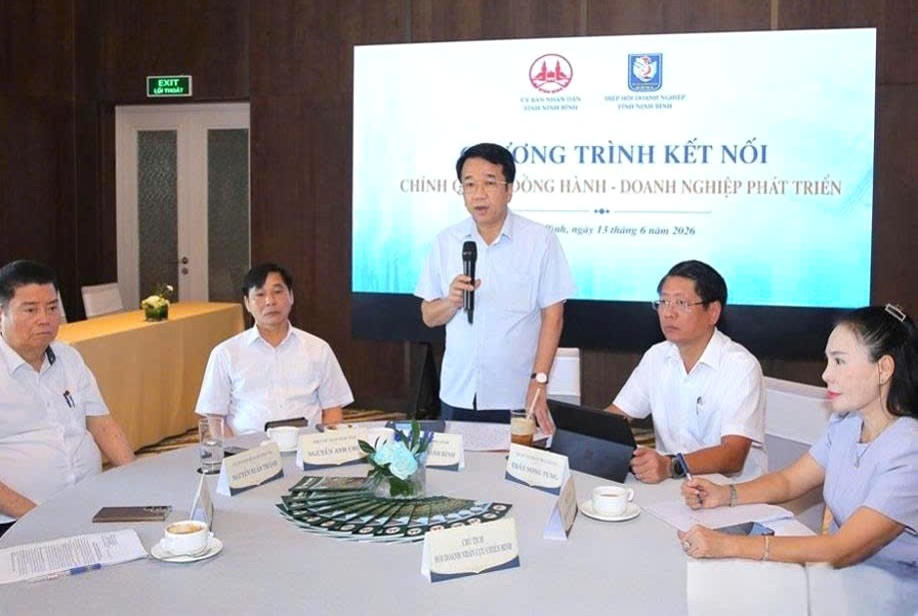 Ông Nguyễn Thanh Bình, Chủ tịch UBND tỉnh phát biểu tại chương trình.