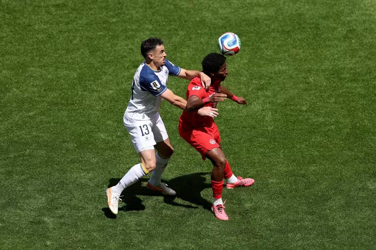 Canada và Bosnia đã cống hiến một trận đâu hay, căng thẳng (