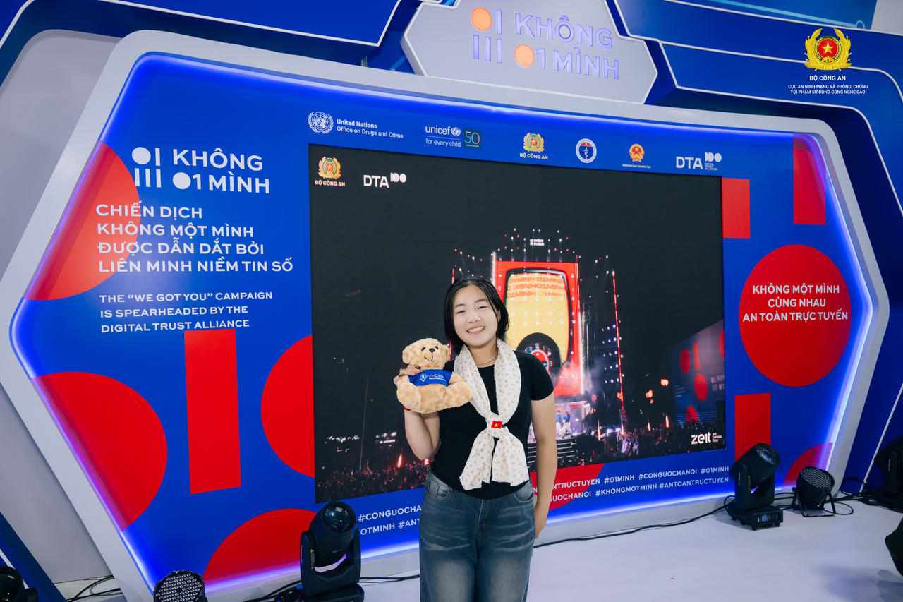 Những dấu ấn đáng nhớ của “Bức tường An ninh mạng” tại Gala nghệ thuật “Tổ quốc bình yên”