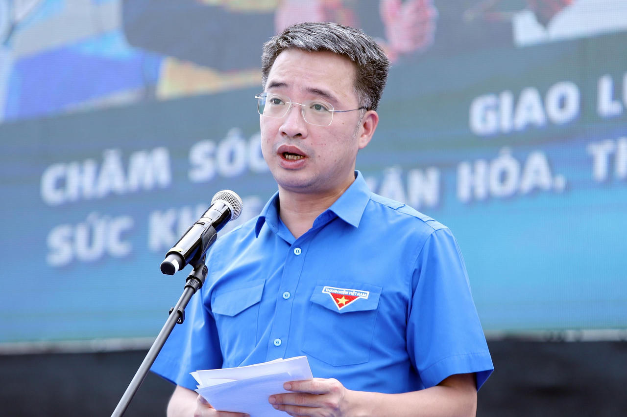 Ông Nguyễn Tường Lâm, Bí thư Trung ương Đoàn, Chủ tịch Trung ương Hội Liên hiệp Thanh niên Việt Nam phát biểu khai mạc tại Ngày hội