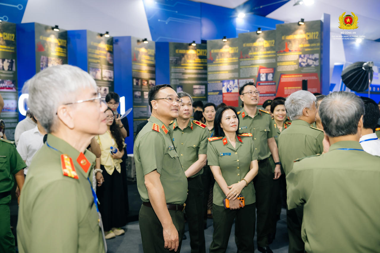 Những dấu ấn đáng nhớ của “Bức tường An ninh mạng” tại Gala nghệ thuật “Tổ quốc bình yên”