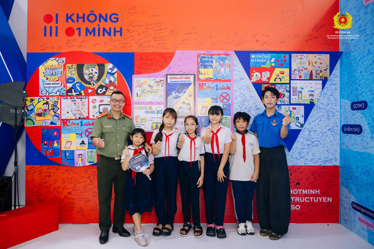 Những dấu ấn đáng nhớ của “Bức tường An ninh mạng” tại Gala nghệ thuật “Tổ quốc bình yên”