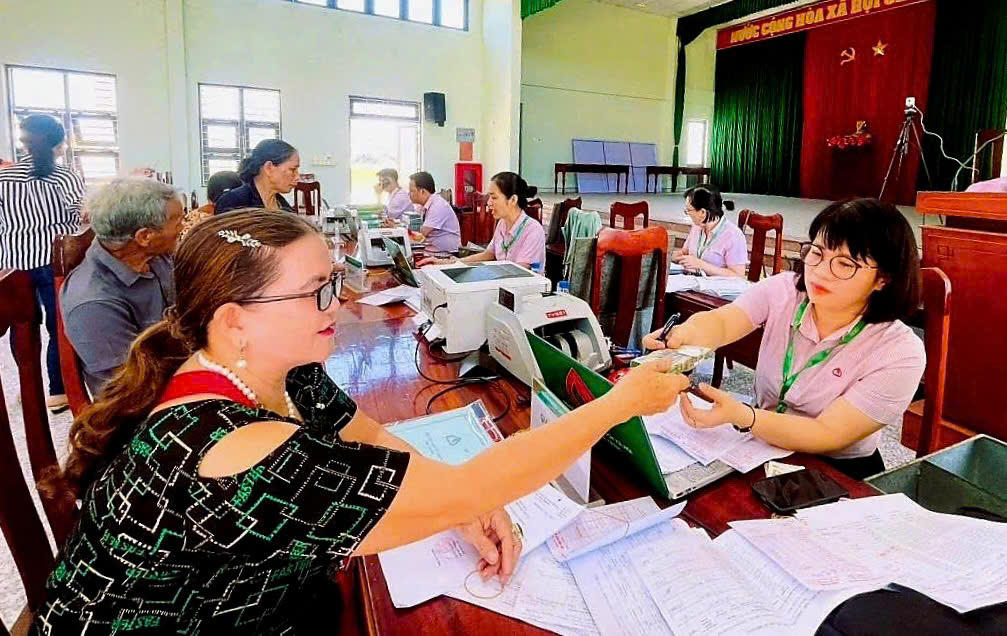 Tín dụng chính sách khơi thông động lực giảm nghèo bền vững ở Quảng Ngãi