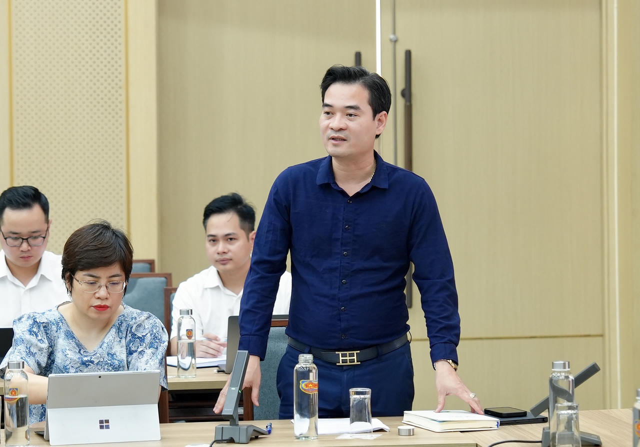 Đại diện Bộ Y tế phát biểu tại buổi thẩm định.