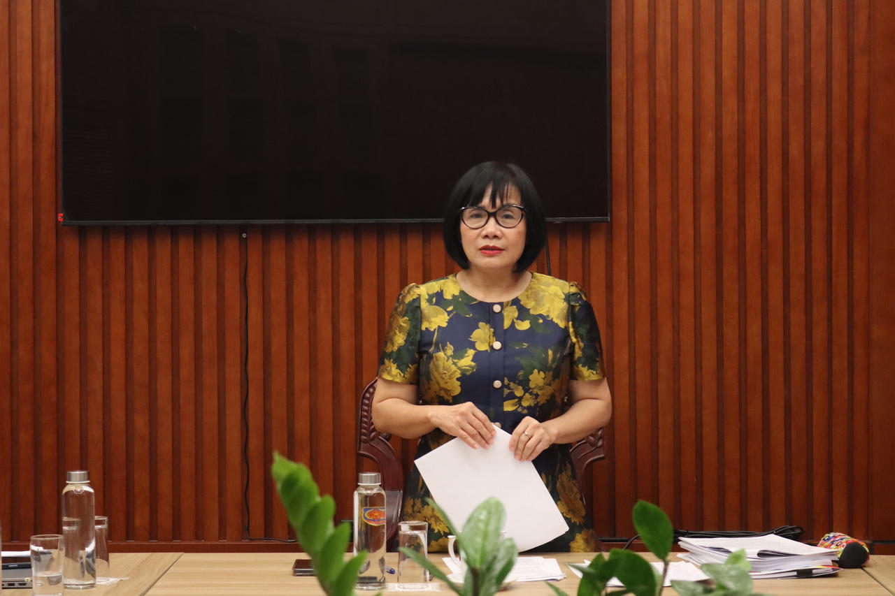 Thứ trưởng Đặng Hoàng Oanh kết luận cuộc họp.