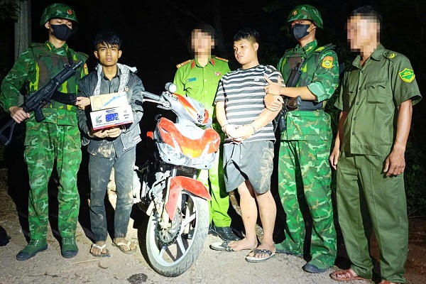 Bộ đội Biên phòng Quảng Trị bắt giữ 2 đối tượng, thu giữ gần 600 viên ma túy 