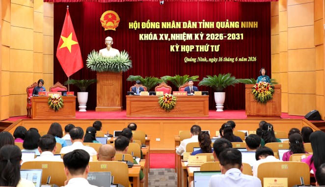 Kỳ họp thứ 4, HĐND tỉnh Quảng Ninh khóa XV thông qua Nghị quyết điều chỉnh Quy hoạch tỉnh.