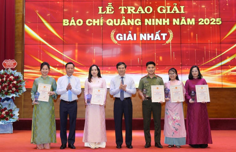 Lễ trao Giải Báo chí tỉnh Quảng Ninh năm 2025